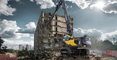 volvo-show-crawler-excavator-ec380ehr-t4f-2324x1200